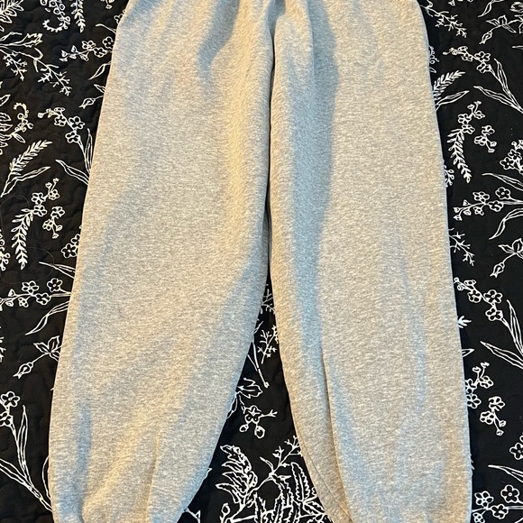Nike Kids Heather Gray Joggers - Picture 3 of 5